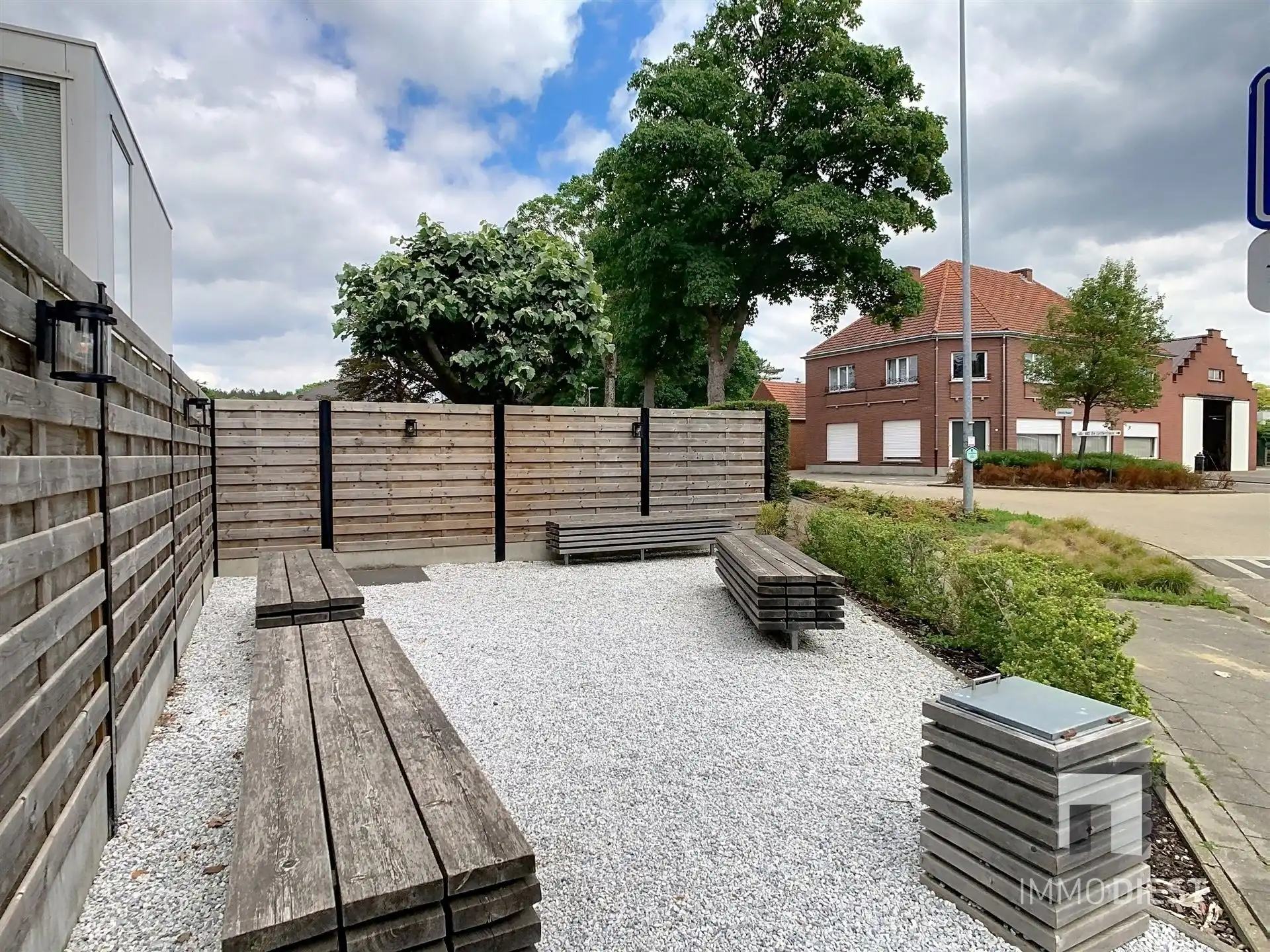 Handelspand met luxe woonst op goede locatie foto 35