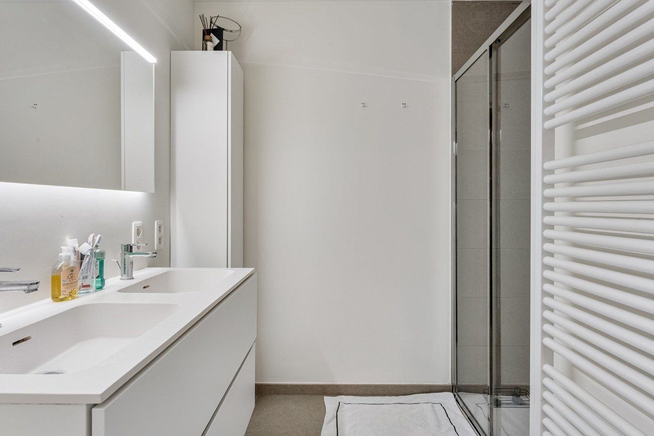 instapklaar 2 slaapkamerappartement op fietsafstand van UZ Jette, Brussel- en Wemmel centrum foto 12