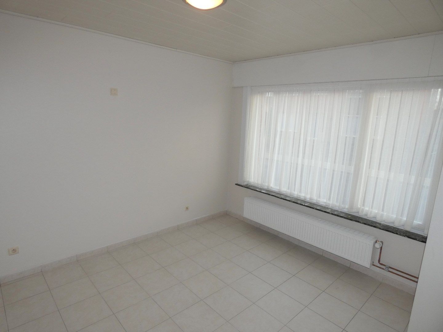 Gerenoveerde woning met 3 slpk, garage en tuin, Torhout. foto 10