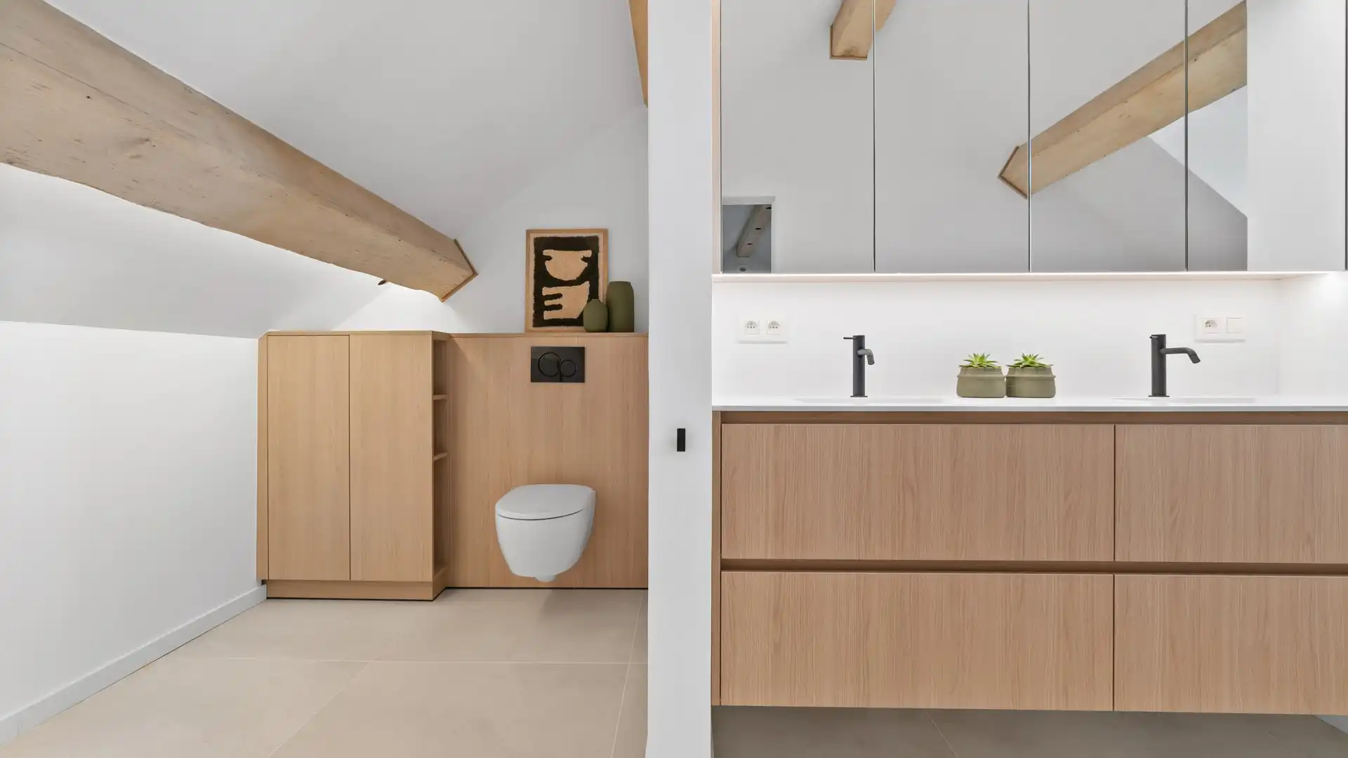 Exclusief hippisch eigendom met binnen- en buitenpiste, paardenstallen foto 26