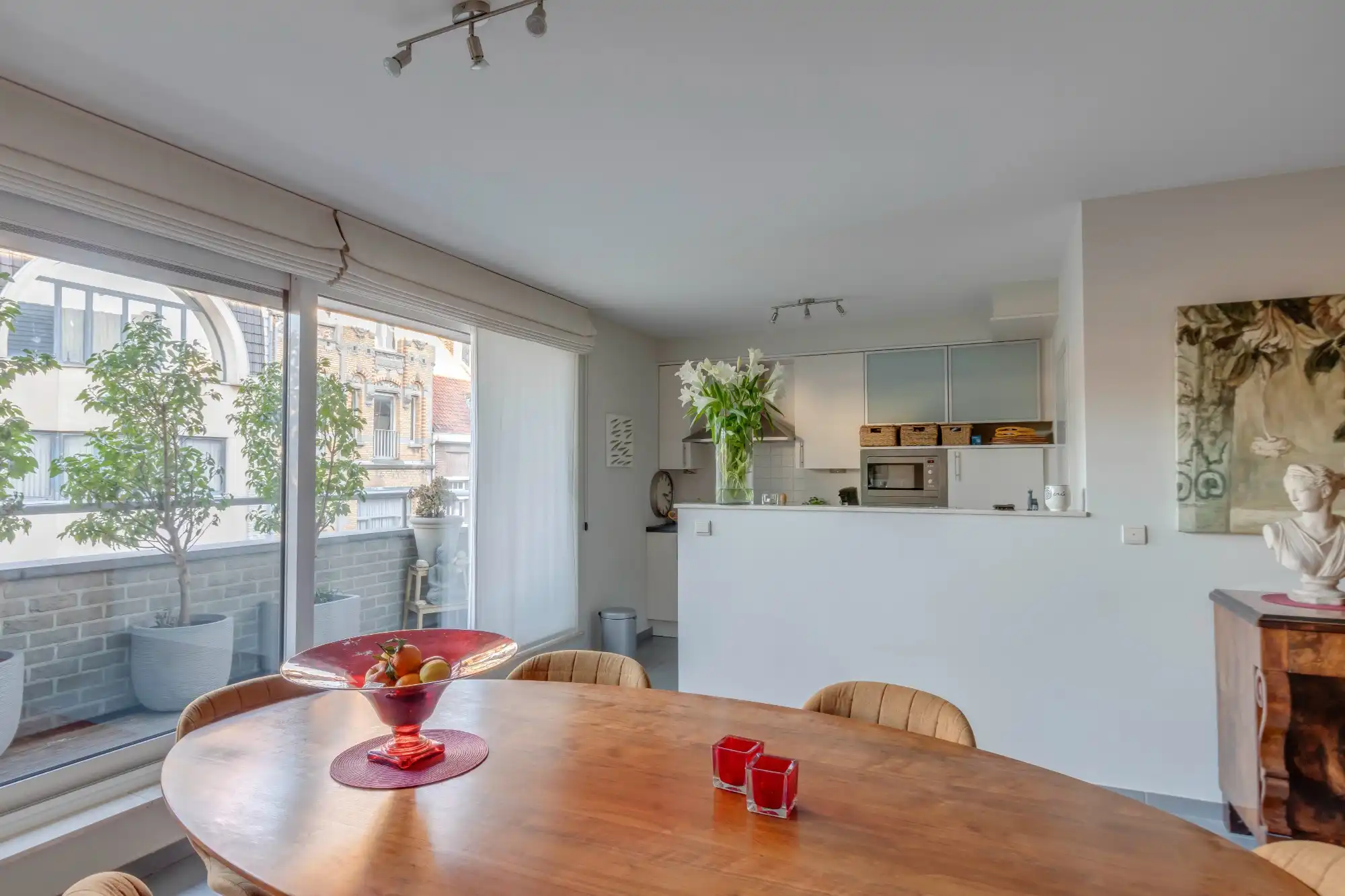 Ruim duplexappartement (123 m²) met 3 slaapkamers, 3 terrassen en autostaanplaats inclusief op toplocatie nabij station Sint-Niklaas foto 12