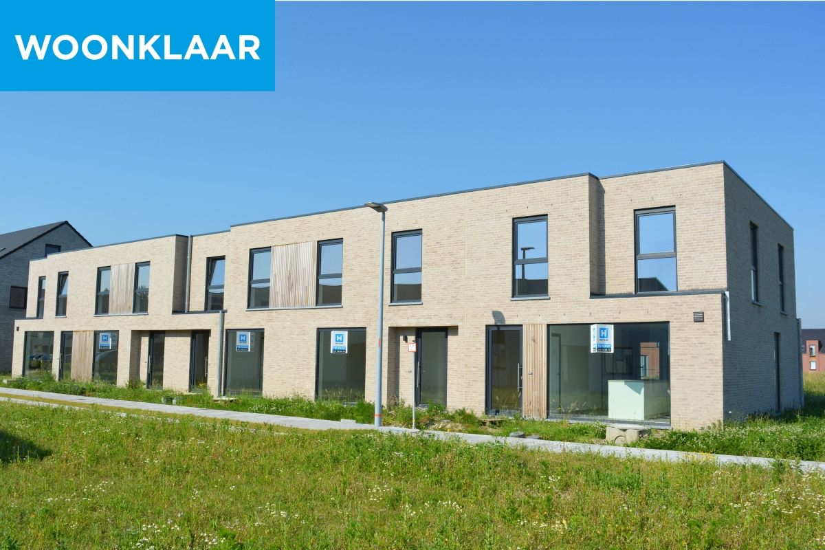 Instapklare nieuwbouwwoning met zonnige tuin te Roeselare foto 1