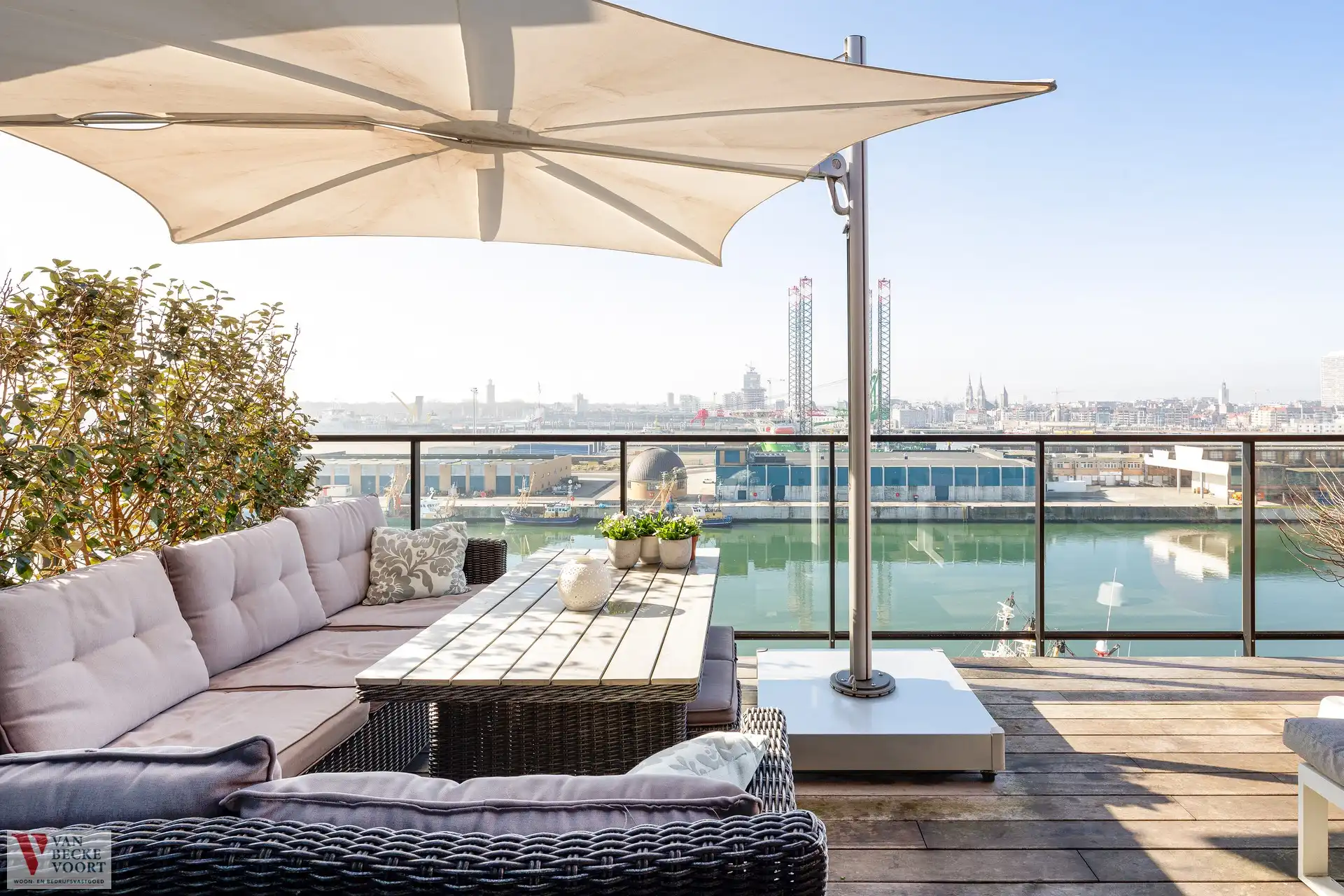 Exclusief appartement aan de Oosteroever foto 23