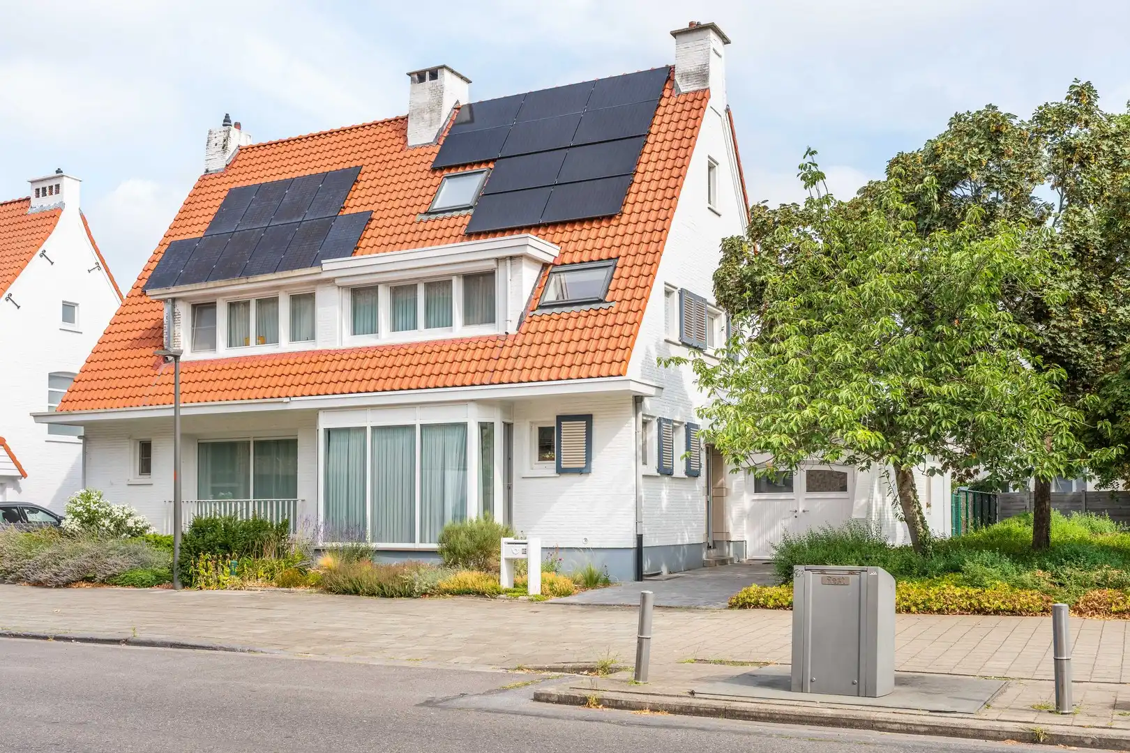 Karaktervolle halfopen woning op een toplocatie tussen stad en natuur foto 5