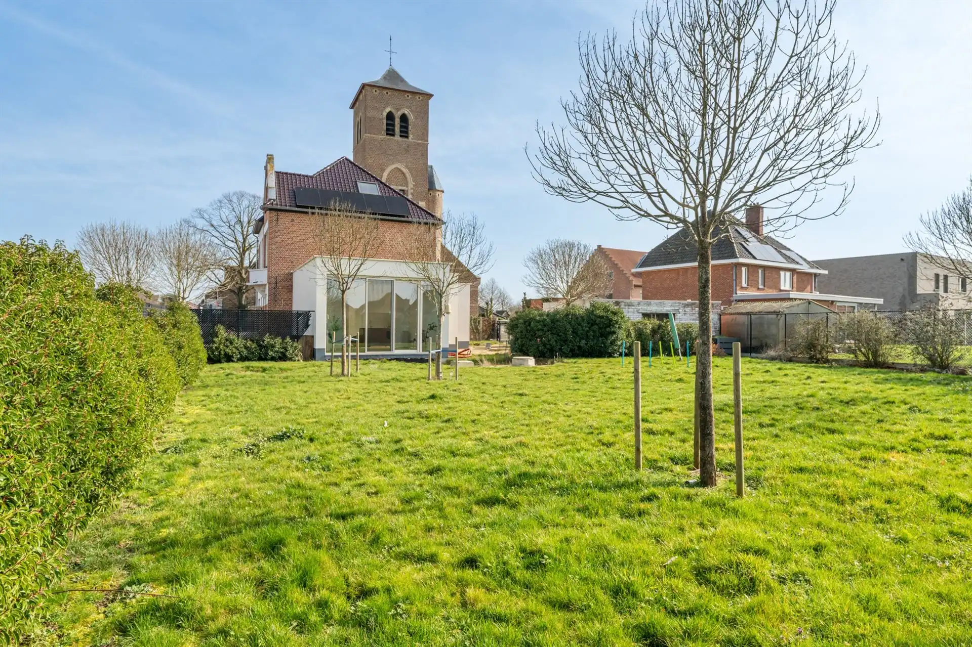 Gerenoveerde eengezinswoning. foto 29