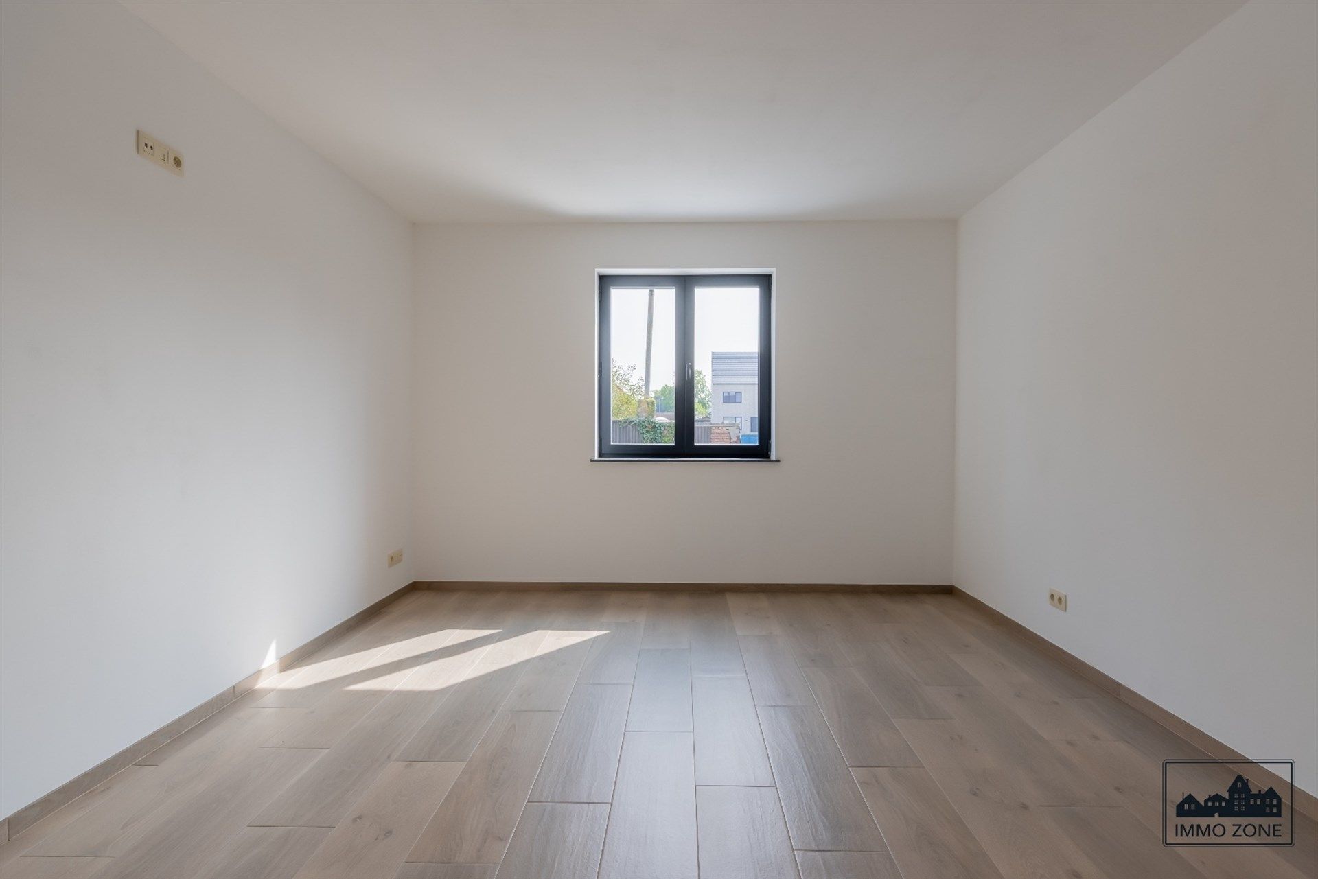 Rustig gelegen ruime energiezuinige woning. foto 19