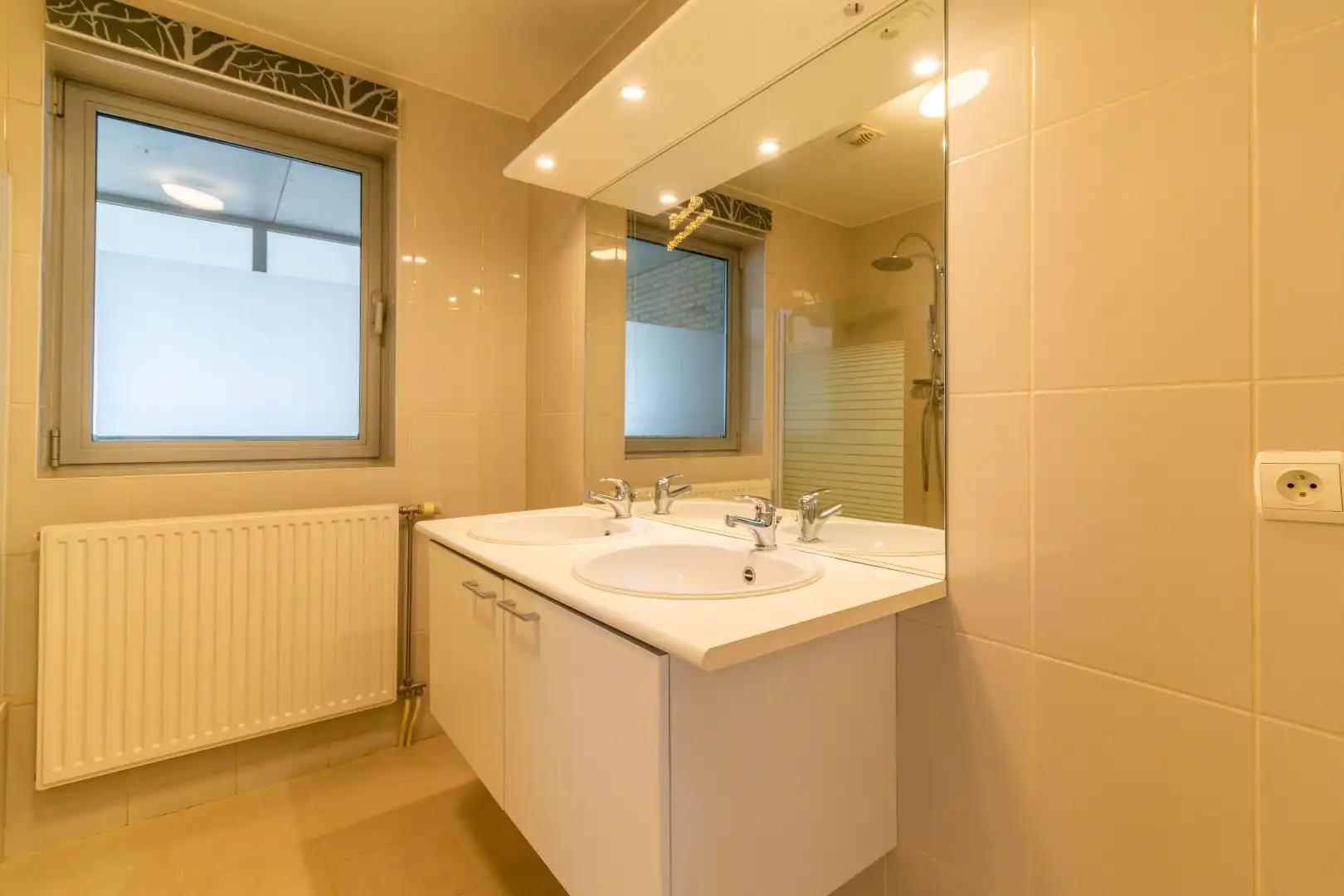 Een recent, instapklaar appartement te Halle! foto 18