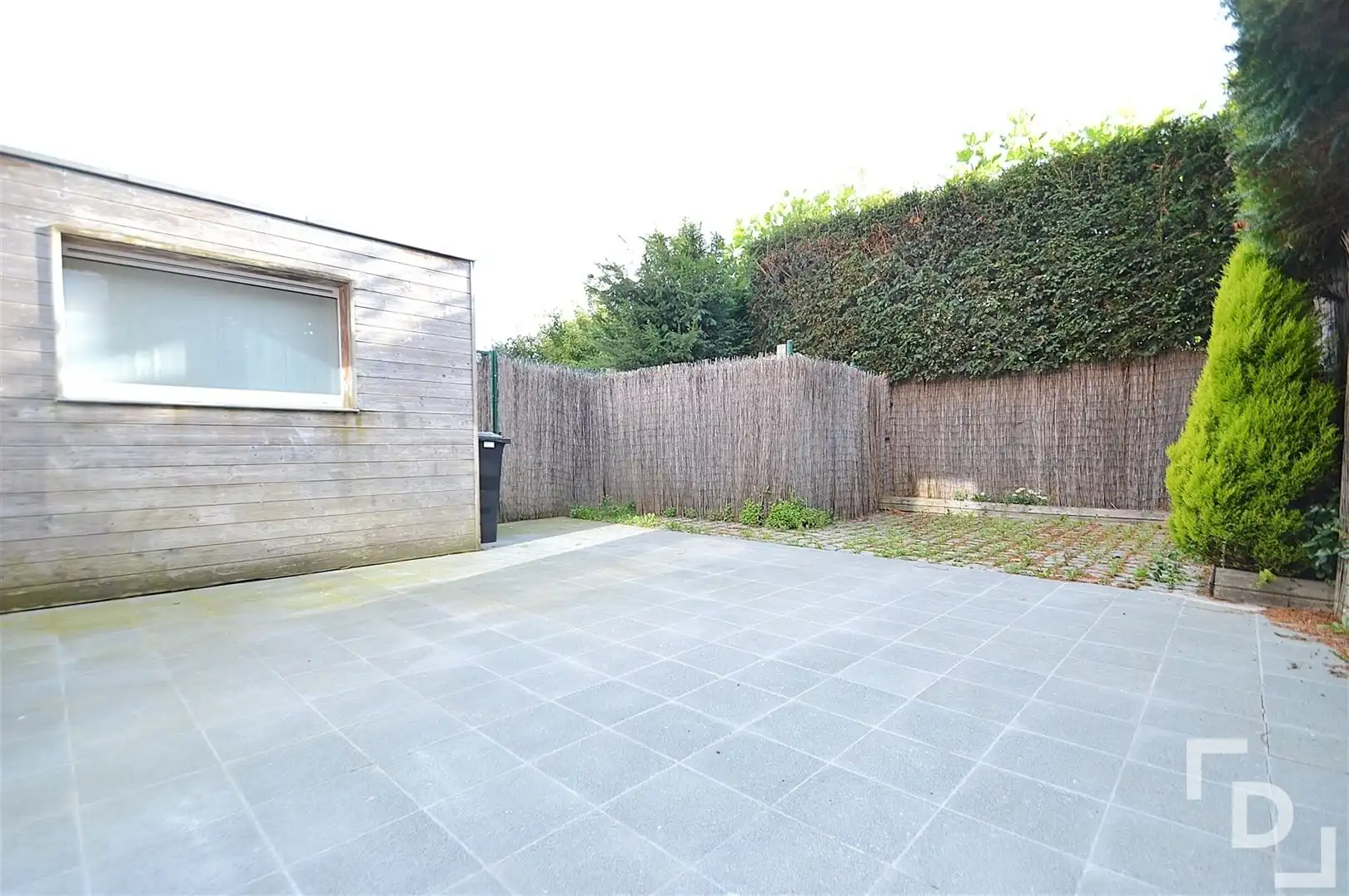 Gerenoveerde en ruime gezinswoning te huur in Zillebeke foto 11