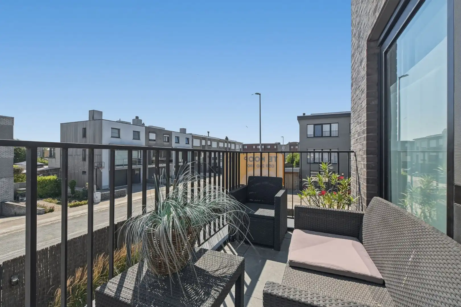 Moderne bel-etagewoning met polyvalente ruimte, zonnige tuin en energiezuinige afwerking foto 9
