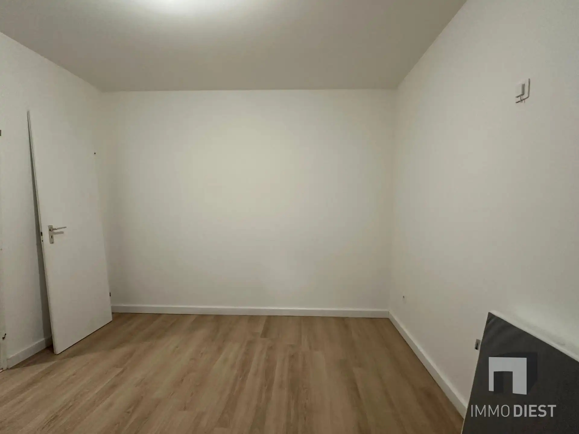 Gelijkvloers appartement met 4 slpks, kelder en garagebox foto 20