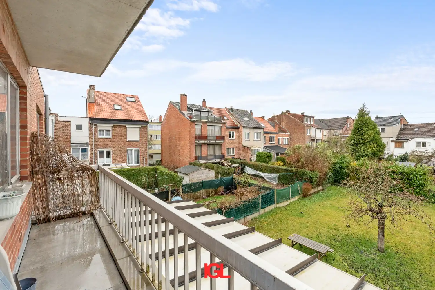 Ruim 3‑slaapkamerappartement met garage op centrale ligging in Sint‑Pieters‑Leeuw foto 12