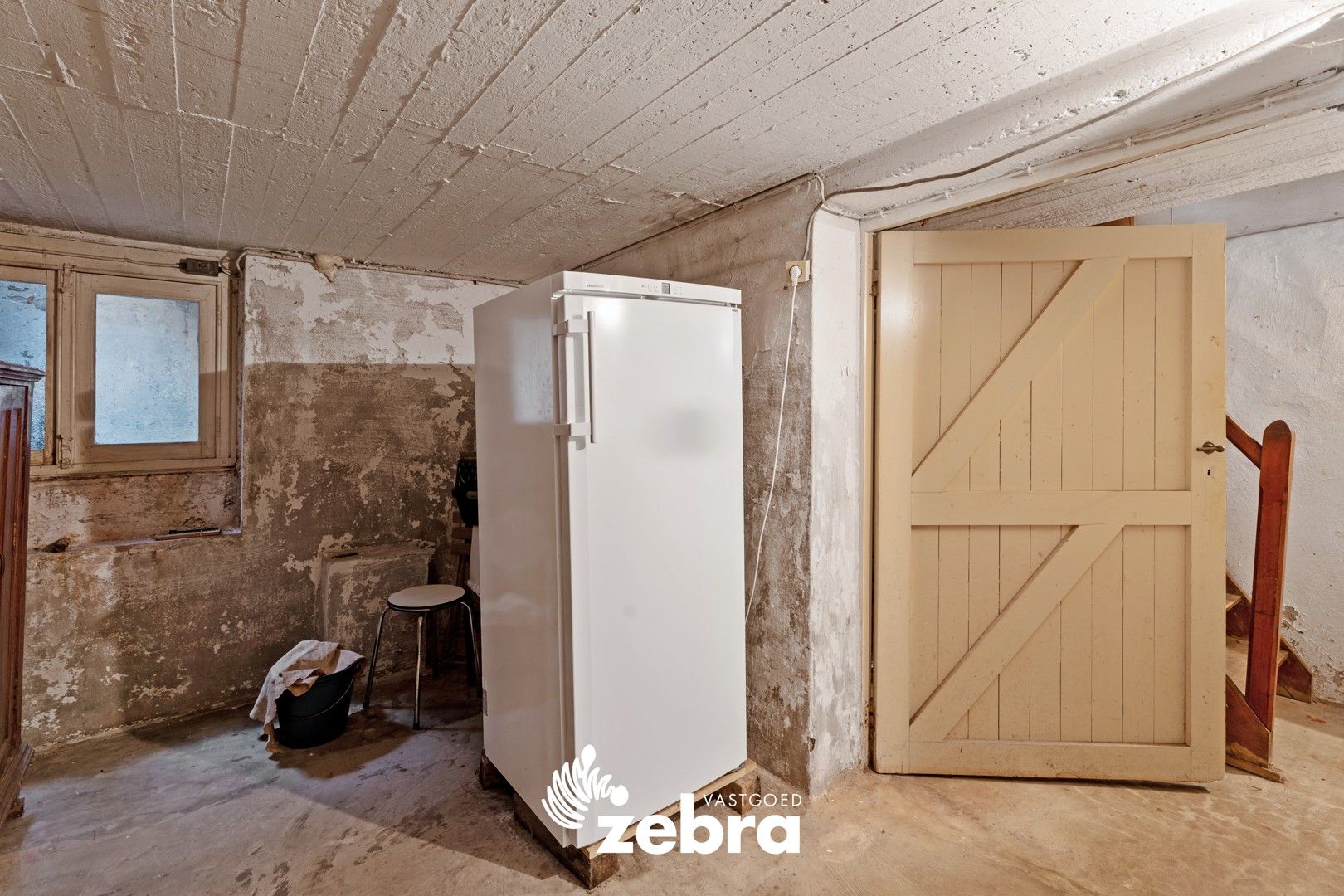 Charmante herenwoning in Roeselare zonder renovatieplicht! foto 9