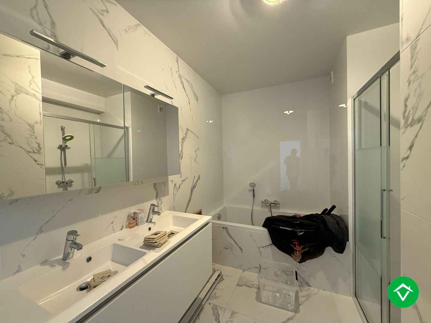 Appartement met twee slaapkamers, terras en garage foto 10