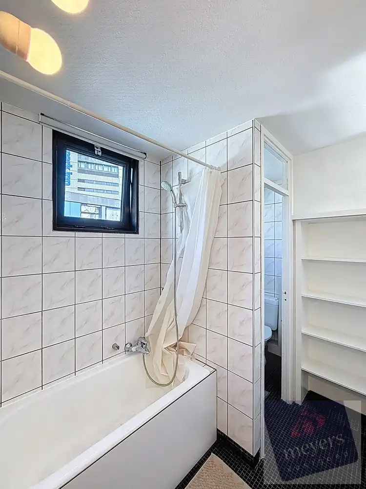 Lichtrijk appartement met ruim zonneterras in het hart van Hasselt foto 16