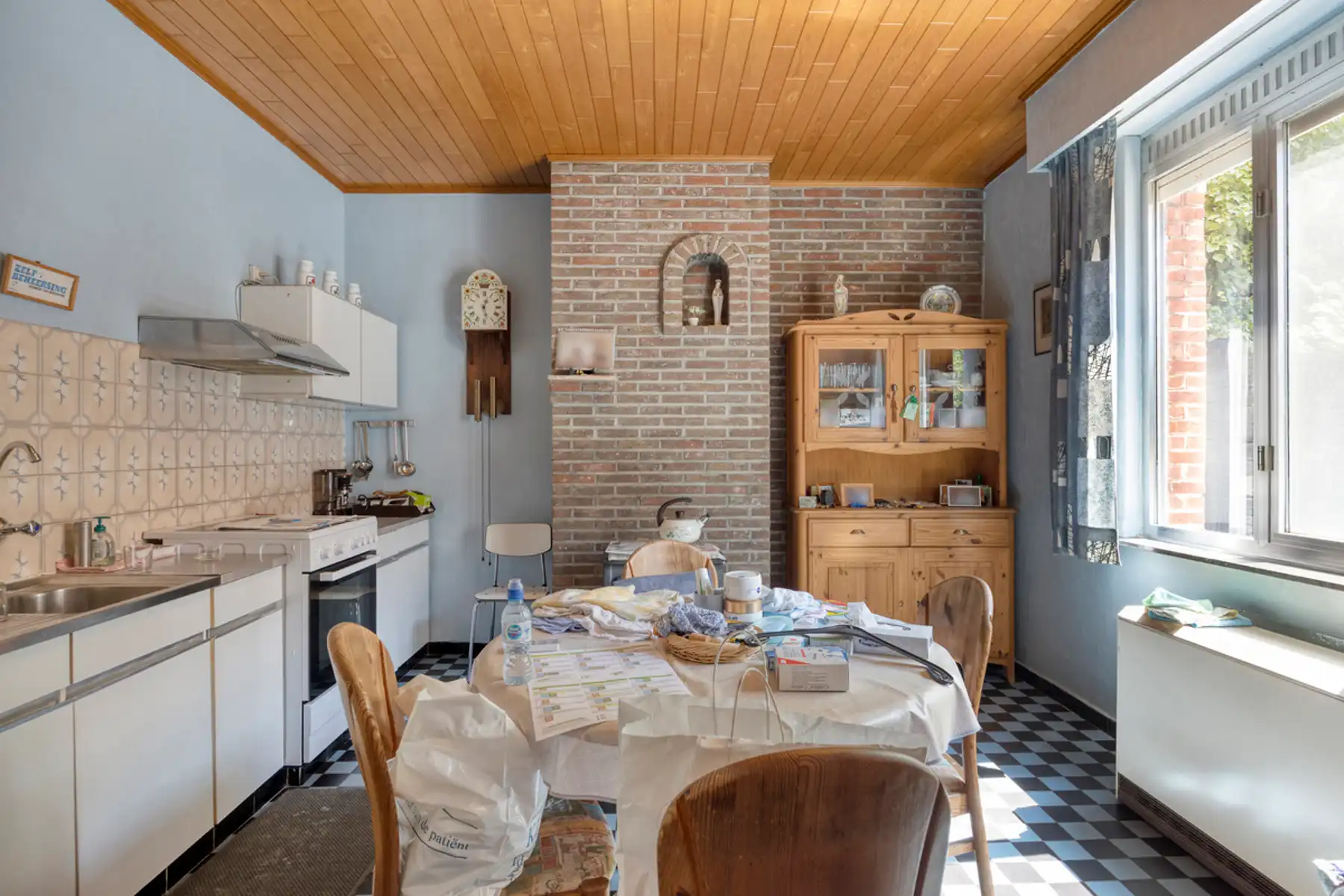 Te renoveren woning op uiterst rustige locatie foto 10
