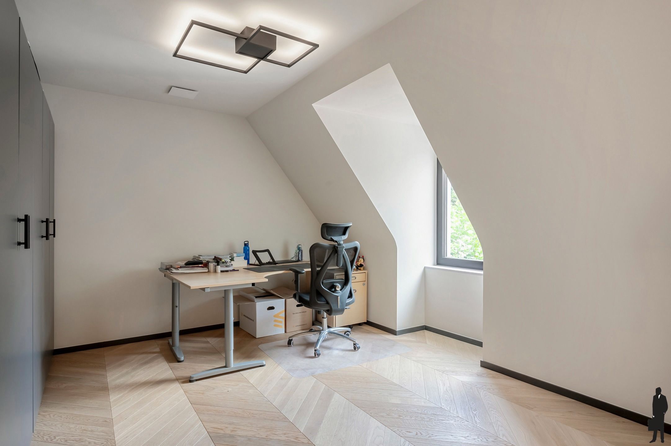 Gerenoveerde villa op 1.900 m² nabij de Nederlandse grens foto 22