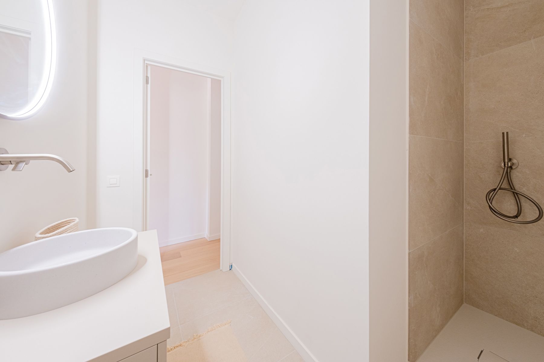 Stijlvol wonen in het hart van ’t Zuid met terras foto 7