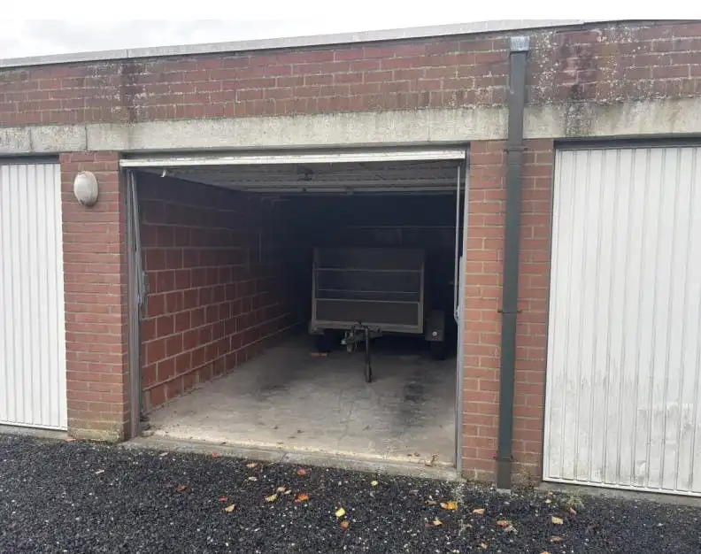 Gelijkvloers 2-slaapkamer appartement met garagebox nabij centrum Aalter foto 14