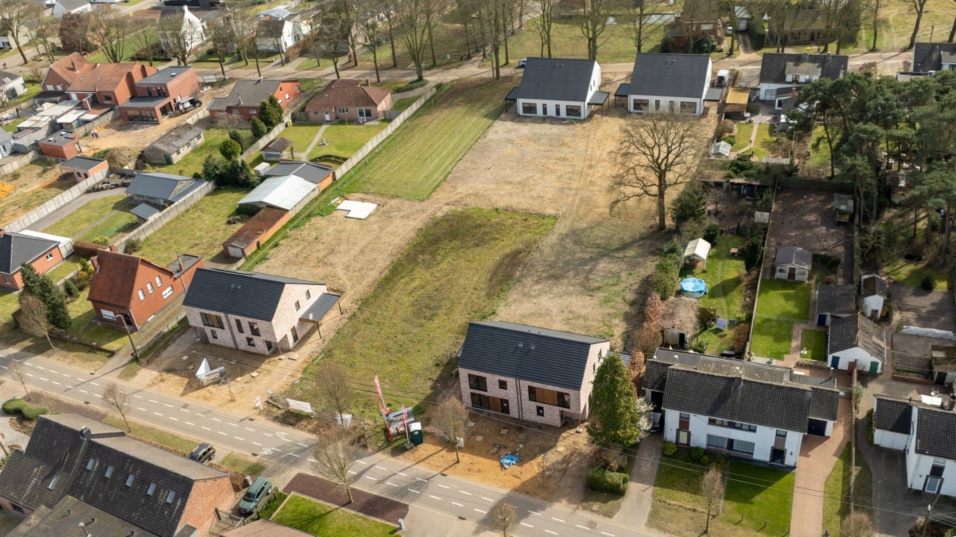Energiezuinige halfopen bebouwing met zuid gerichte tuin foto 11