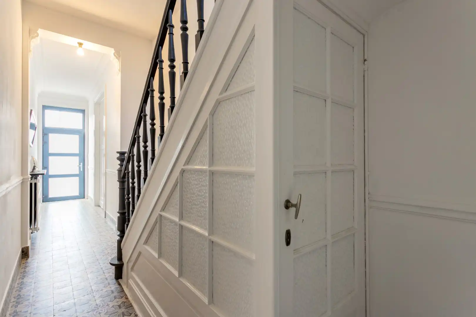 Handelshuis met woongedeelte, garage en tuin te Beersel foto 3