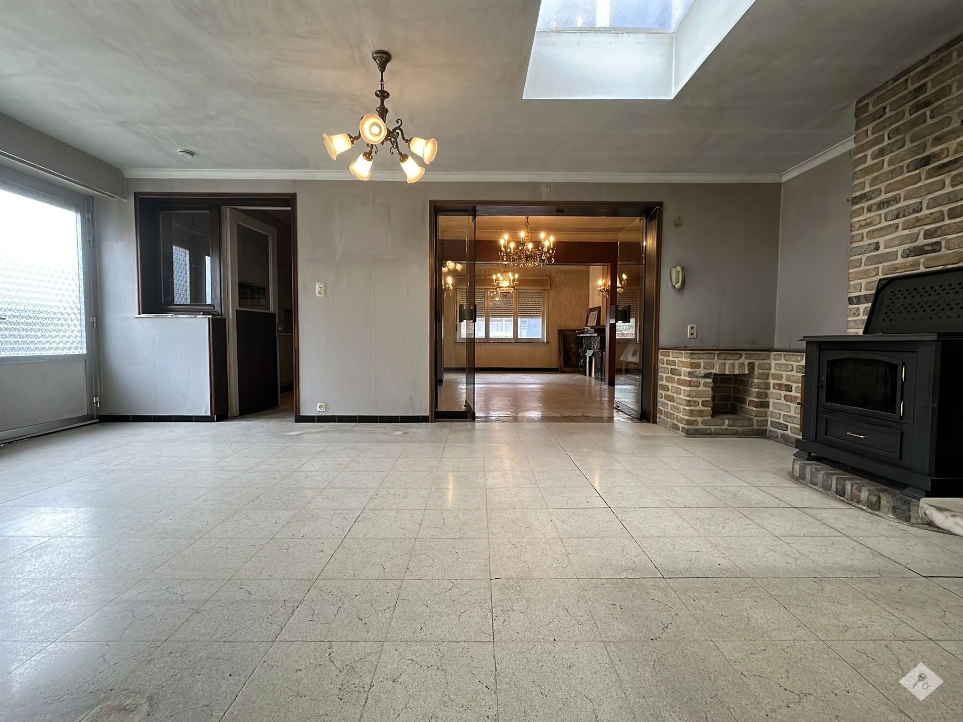 Te renoveren halfopen bebouwing in Buggenhout foto 4