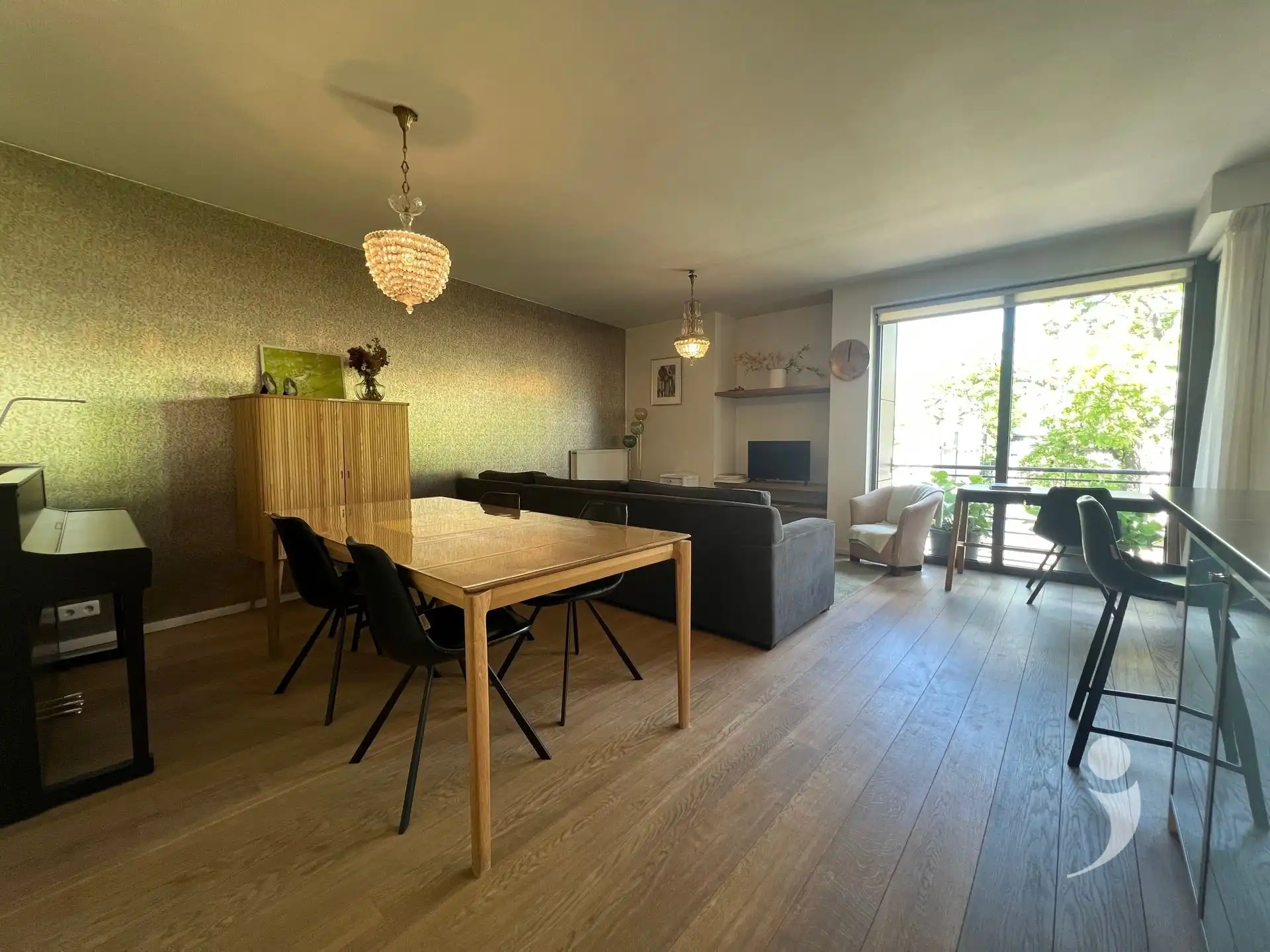 Prachtig gemeubeld 2-slaapkamer appartement te huur in Heverlee instapklaar & centrale ligging foto 2