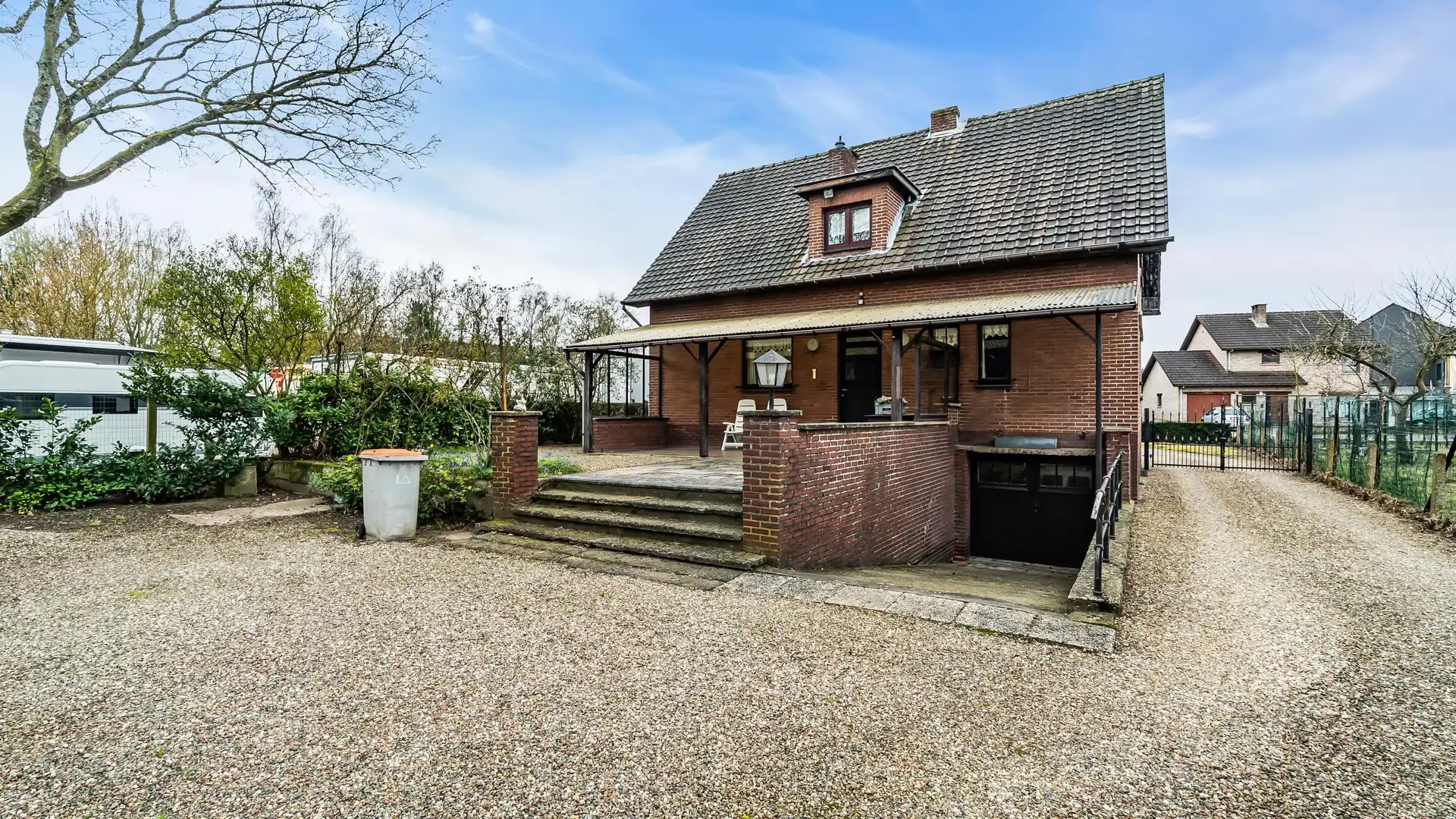 Rustig gelegen te renoveren woning met 4 slaapkamers op een perceel van 13a 07ca foto 20