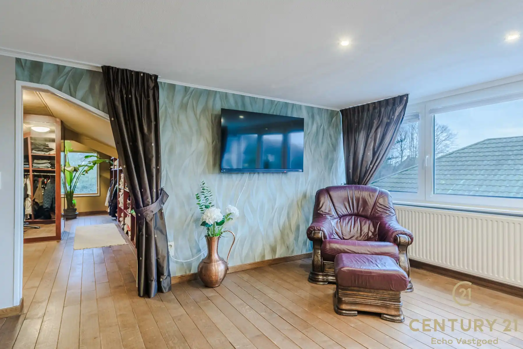 Gerenoveerde vrijstaande villa met verwarmd zwembad foto 20