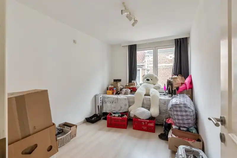 Zeer goed gelegen appartement met 2 slaapkamers foto 13