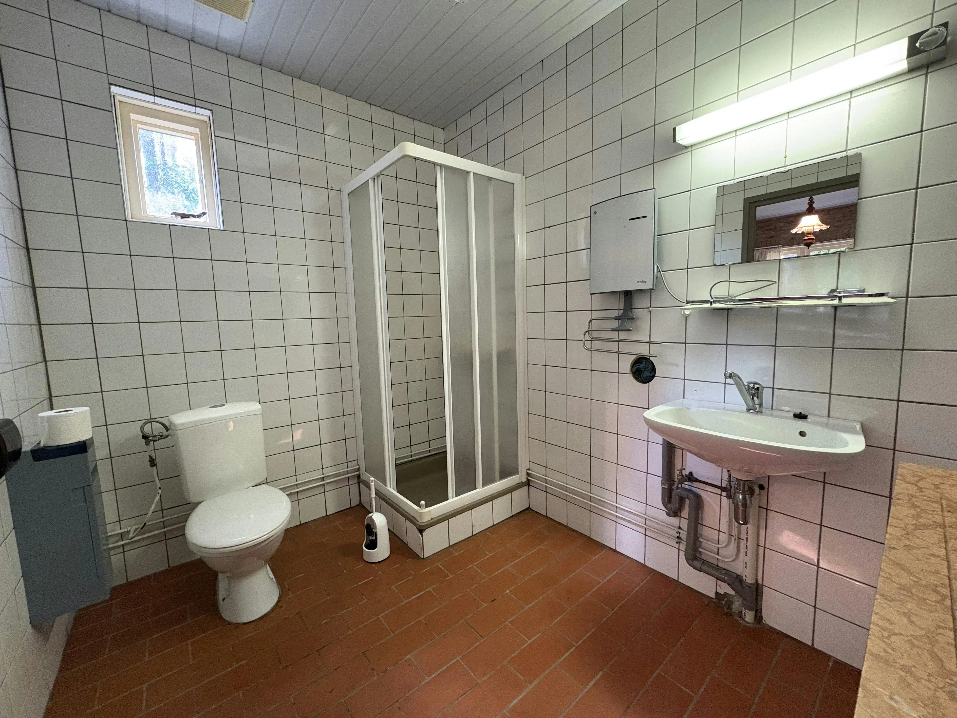 Woning met grote tuin te koop in Essen! foto 8