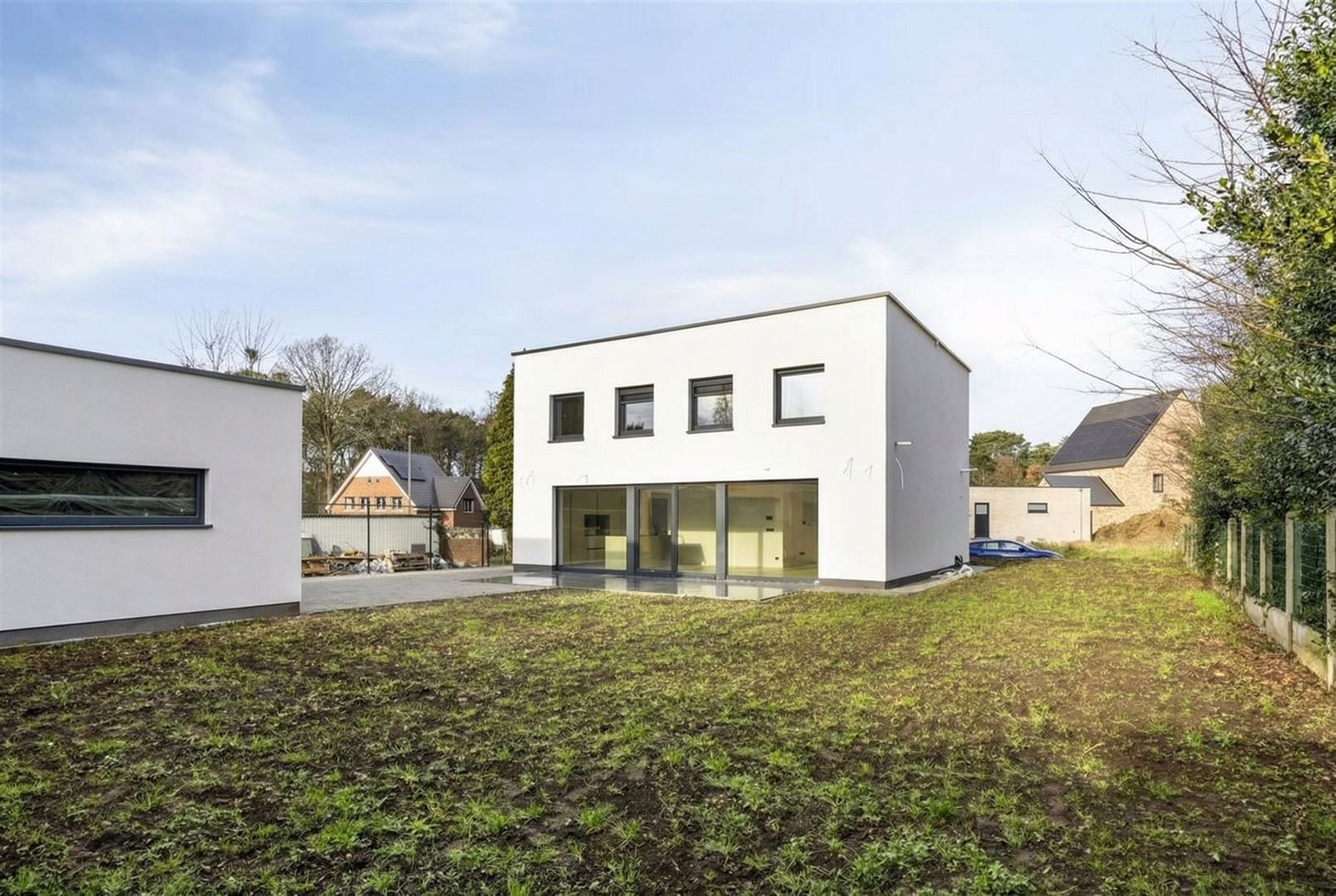 TE KOOP: Volledig gerenoveerde woning te Houthalen! foto 16