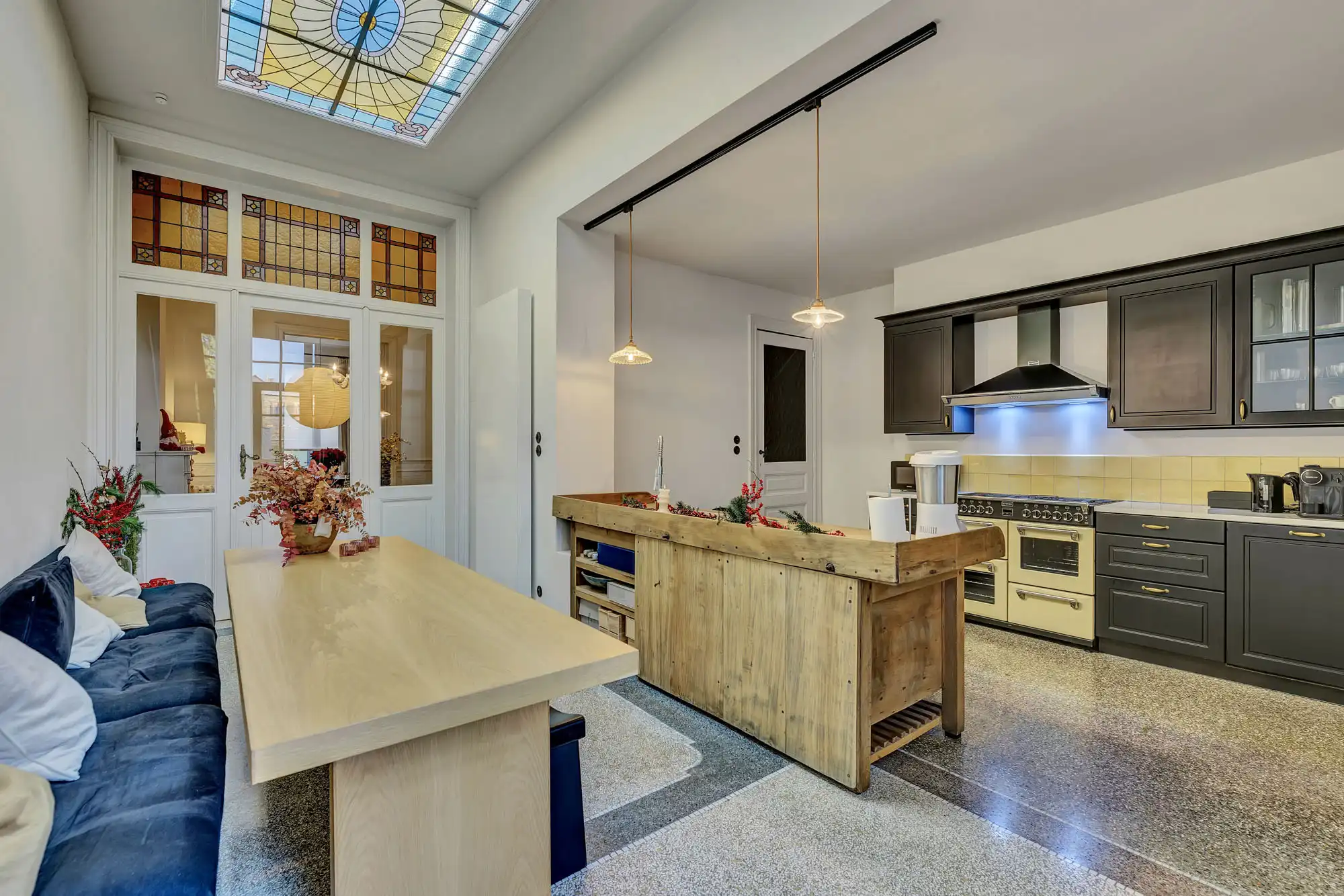 Authentiek gerenoveerd herenhuis in het hart van Aalst foto 2