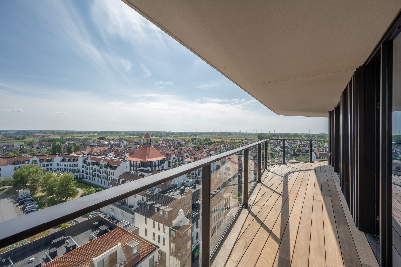 Luxueus appartement tot in detail afgewerkt met een fenomenaal zicht foto 6