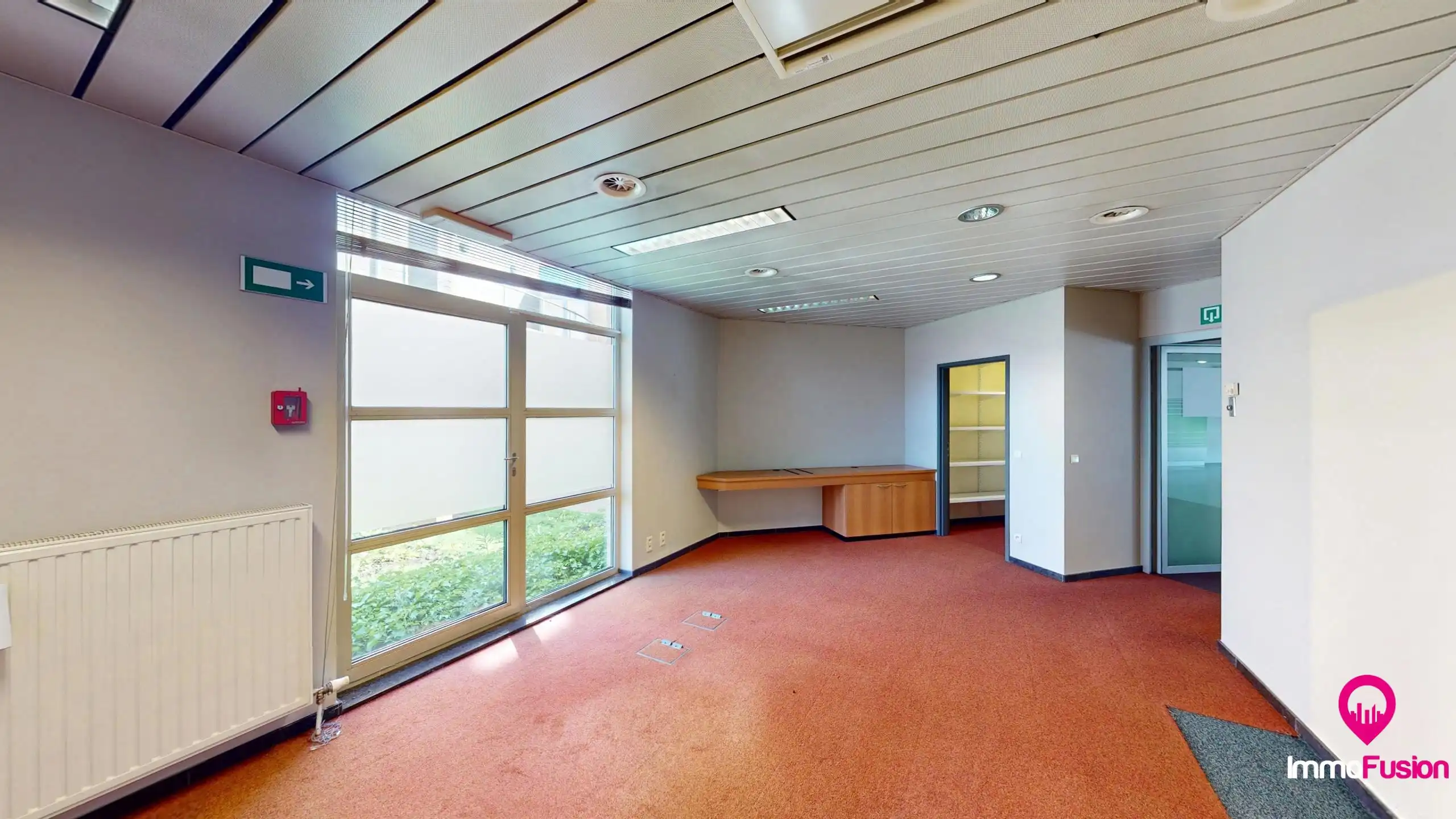 Zeer ruim kantoor op commerciële locatie in centrum Beringen foto 28