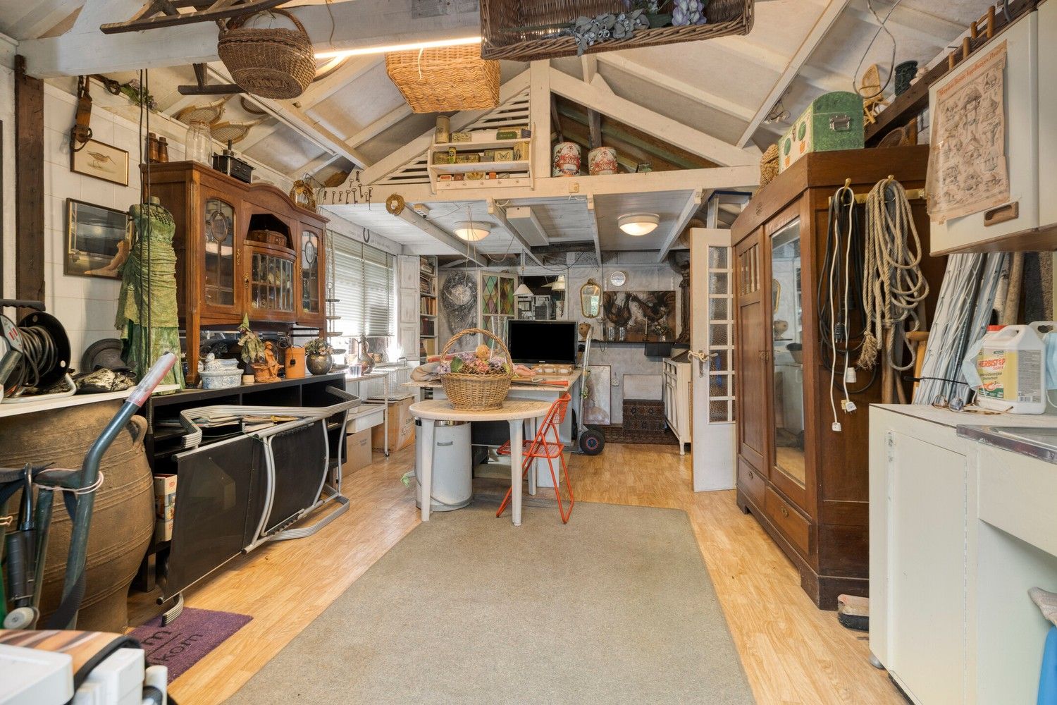 Karaktervolle woning op ruim perceel in Neerharen/Lanaken foto 46