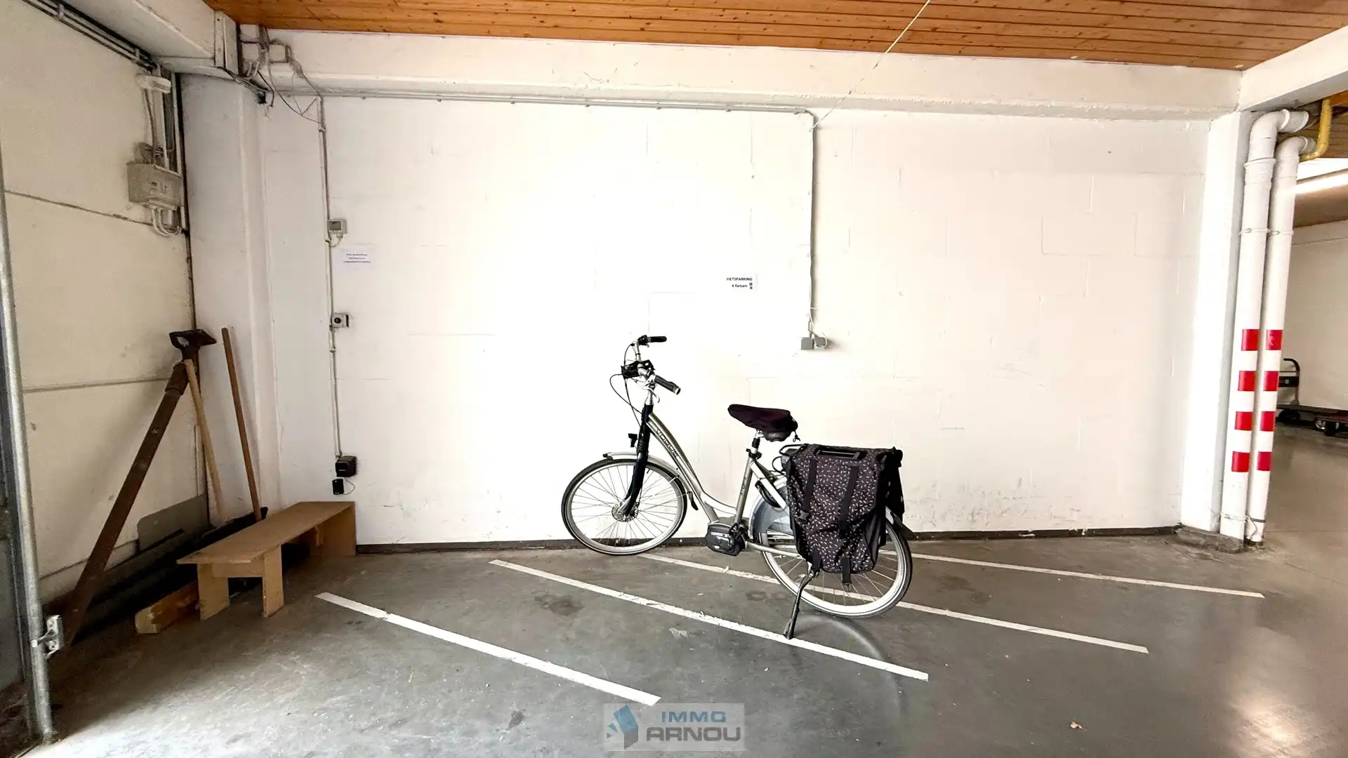 Dakappartement met twee slaapkamers en terras in het centrum foto 15