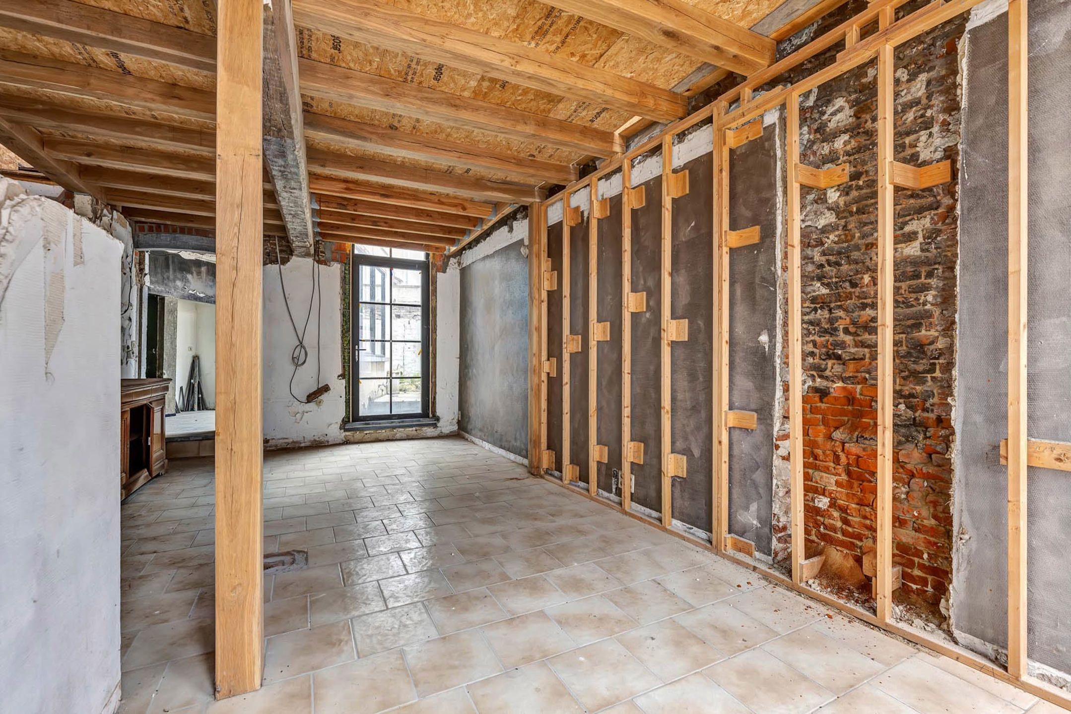 Te renoveren stadswoning nabij Markt Geraardsbergen. foto 21