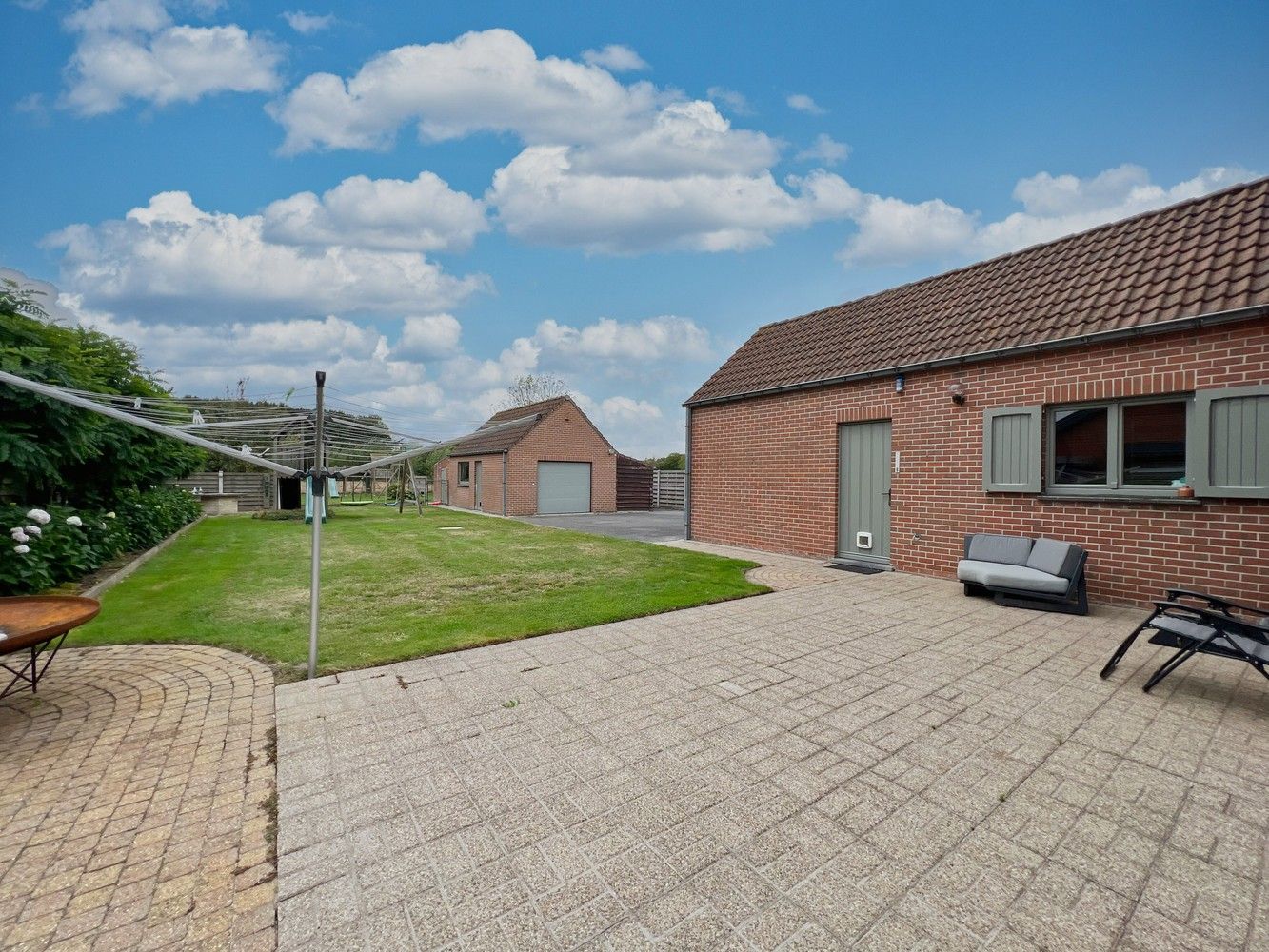 Unieke gezinswoning op 1300 m² + landelijk verzicht! foto 24