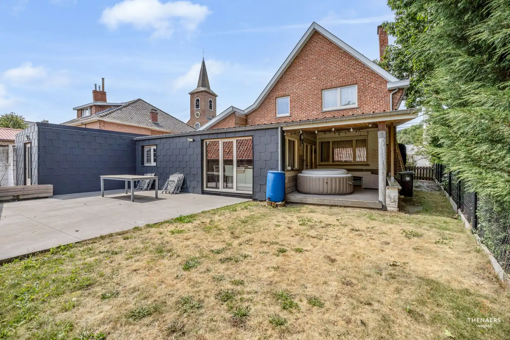 Gezinswoning met drie slaapkamers, garage en aangename buitenruimtes in het landelijke Opheers. foto 25