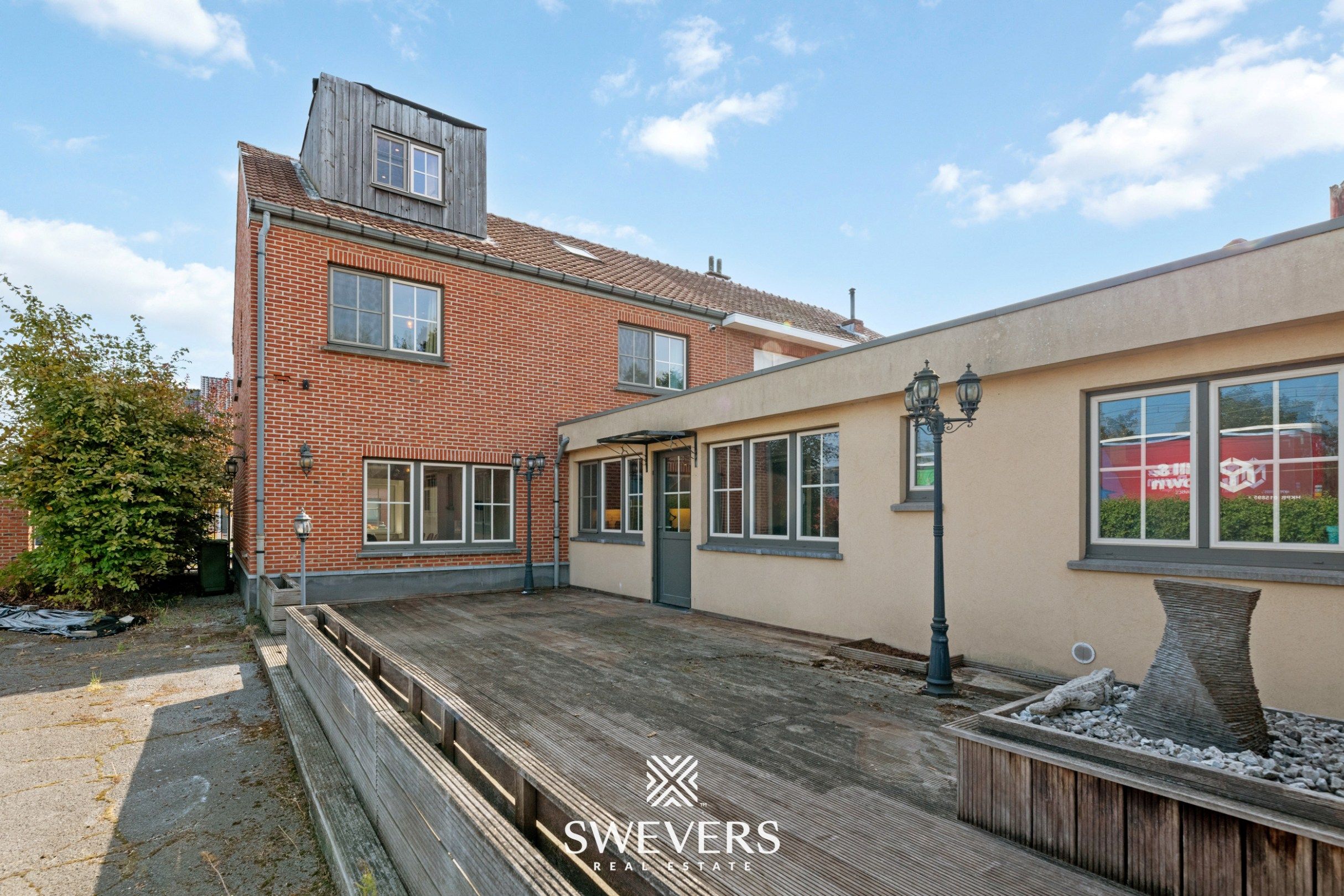 Ruime gezinswoning (218m²) met 3 slaapkamers op 10a 77ca  foto 28