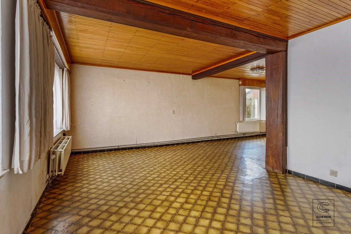 Volledig te renoveren open bebouwing van 146 m² op een uniek perceel te Brecht! foto 9