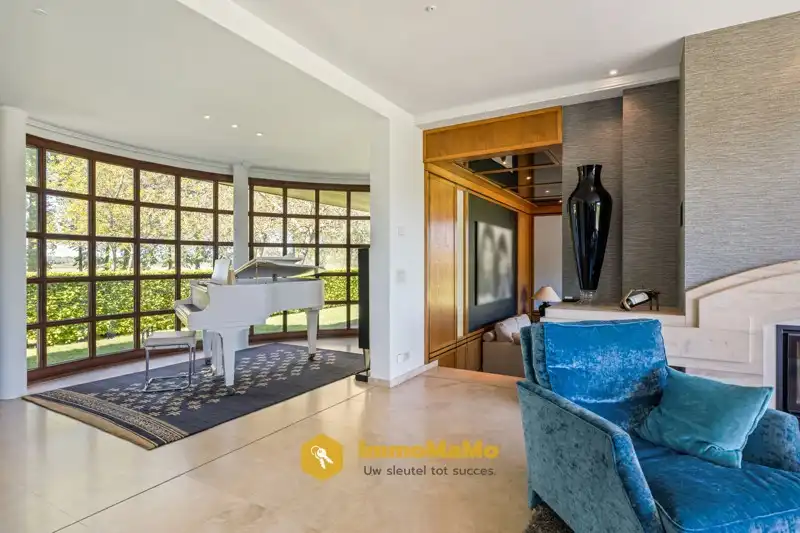 UNIEKE VILLA MET WEILAND EN PAARDENSTALLEN OP EEN TOPLOCATIE TE KOOP IN MENDONK (GENT) foto 6