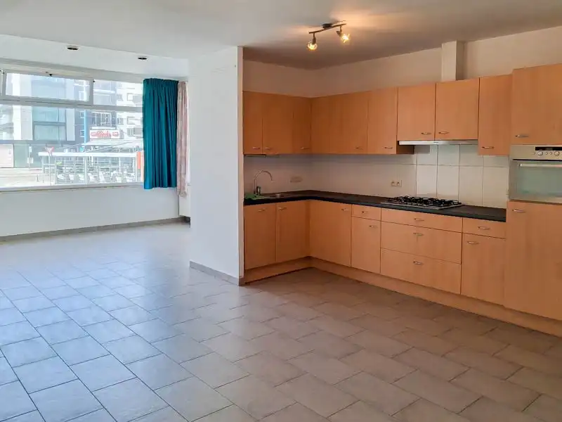 Ruim 2-slaapkamerappartement met zeezicht in het centrum van Koksijde foto 3