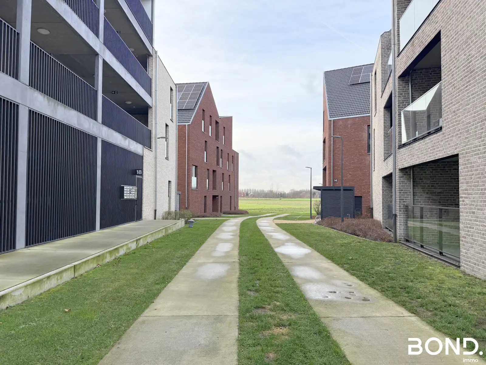 Instapklaar 2-slaapkamerappartement foto 18