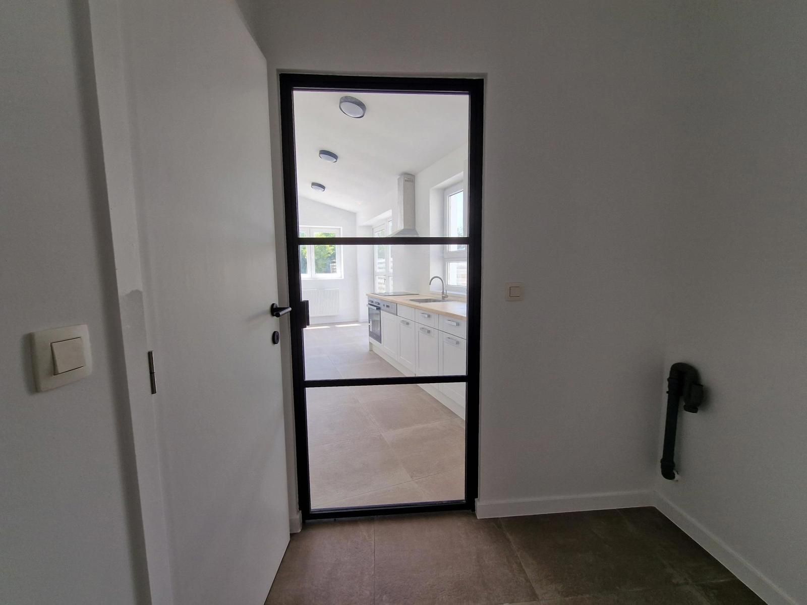 Gerenoveerde woning 3 slpks 2 badks te Landen foto 8
