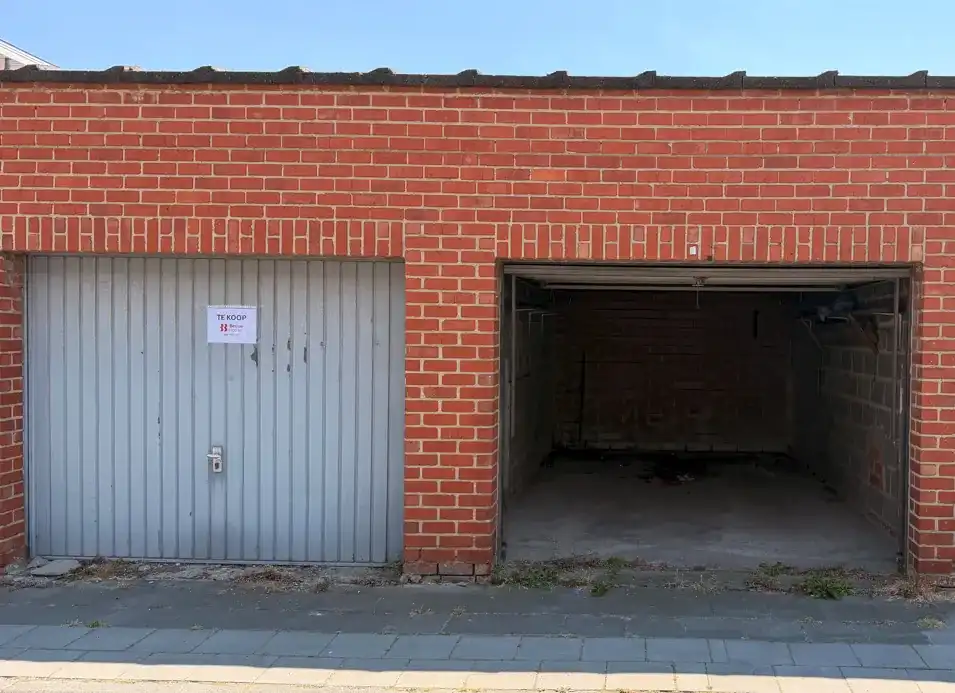 3 garageboxen te koop in Harelbeke foto 3