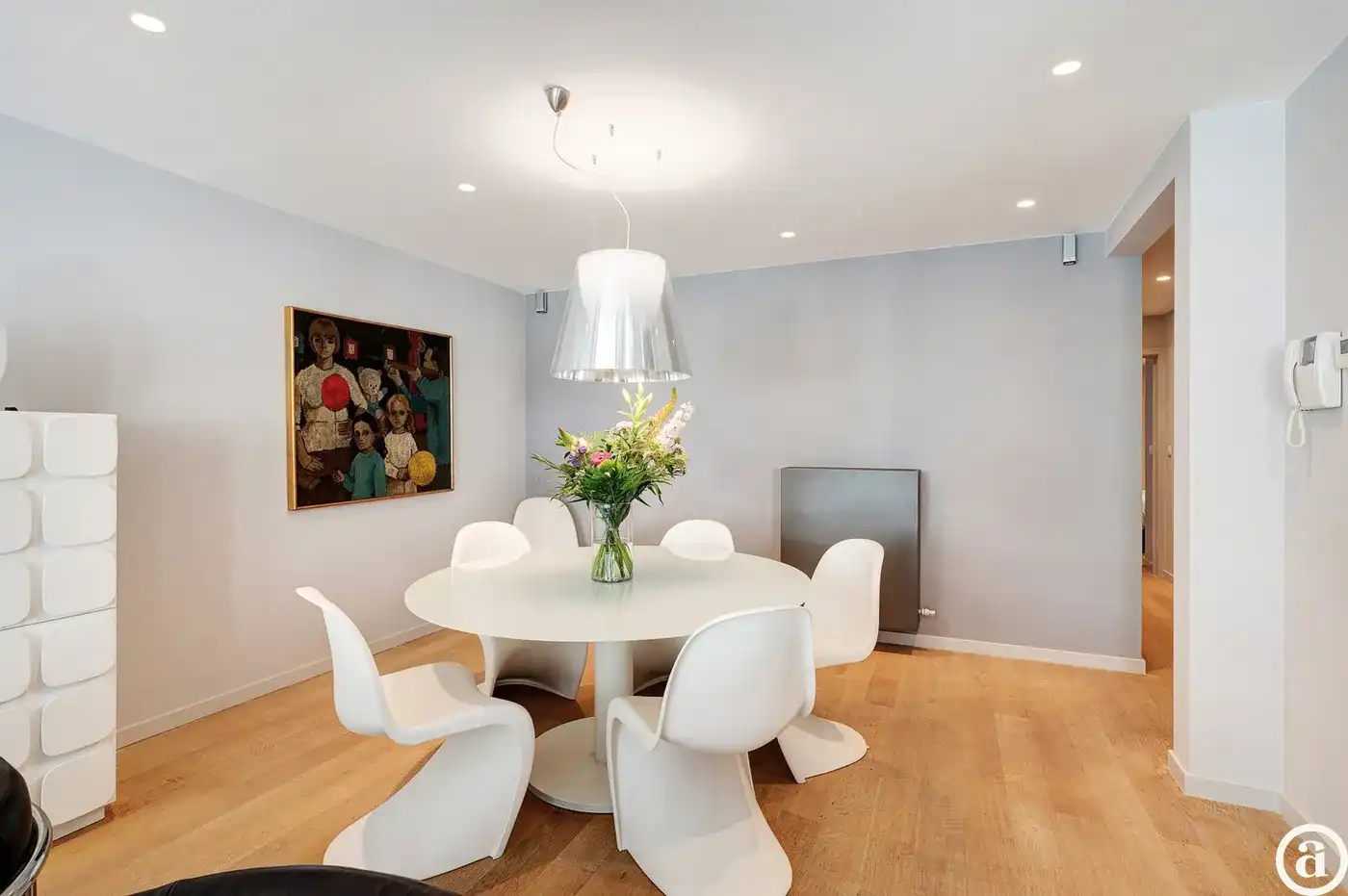 Instapklaar 2-slaapkamerappartement met terras op gegeerde locatie in Knokke foto 9