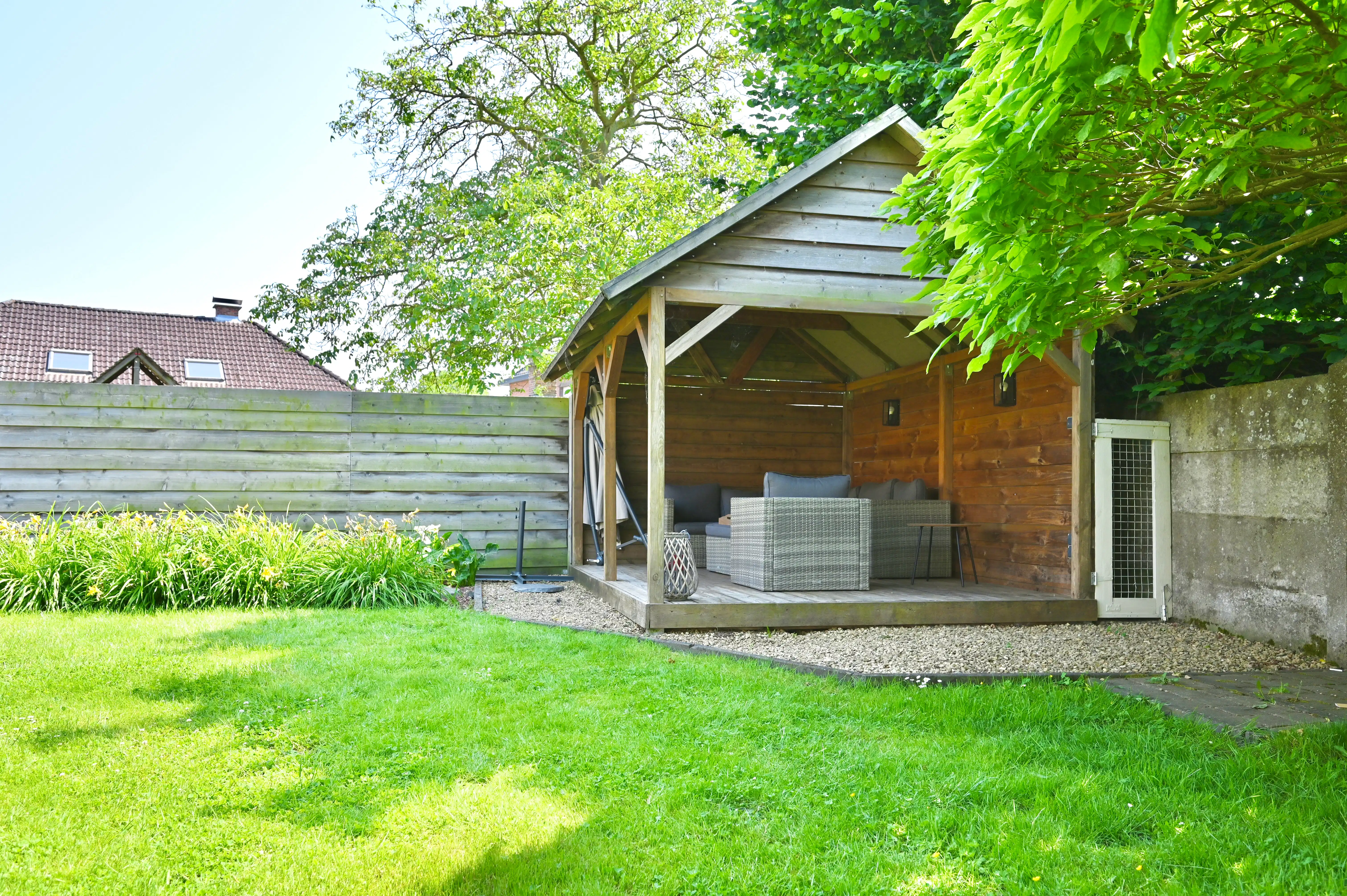 Rustig wonen, veel ruimte en volledig instapklaar! foto 7