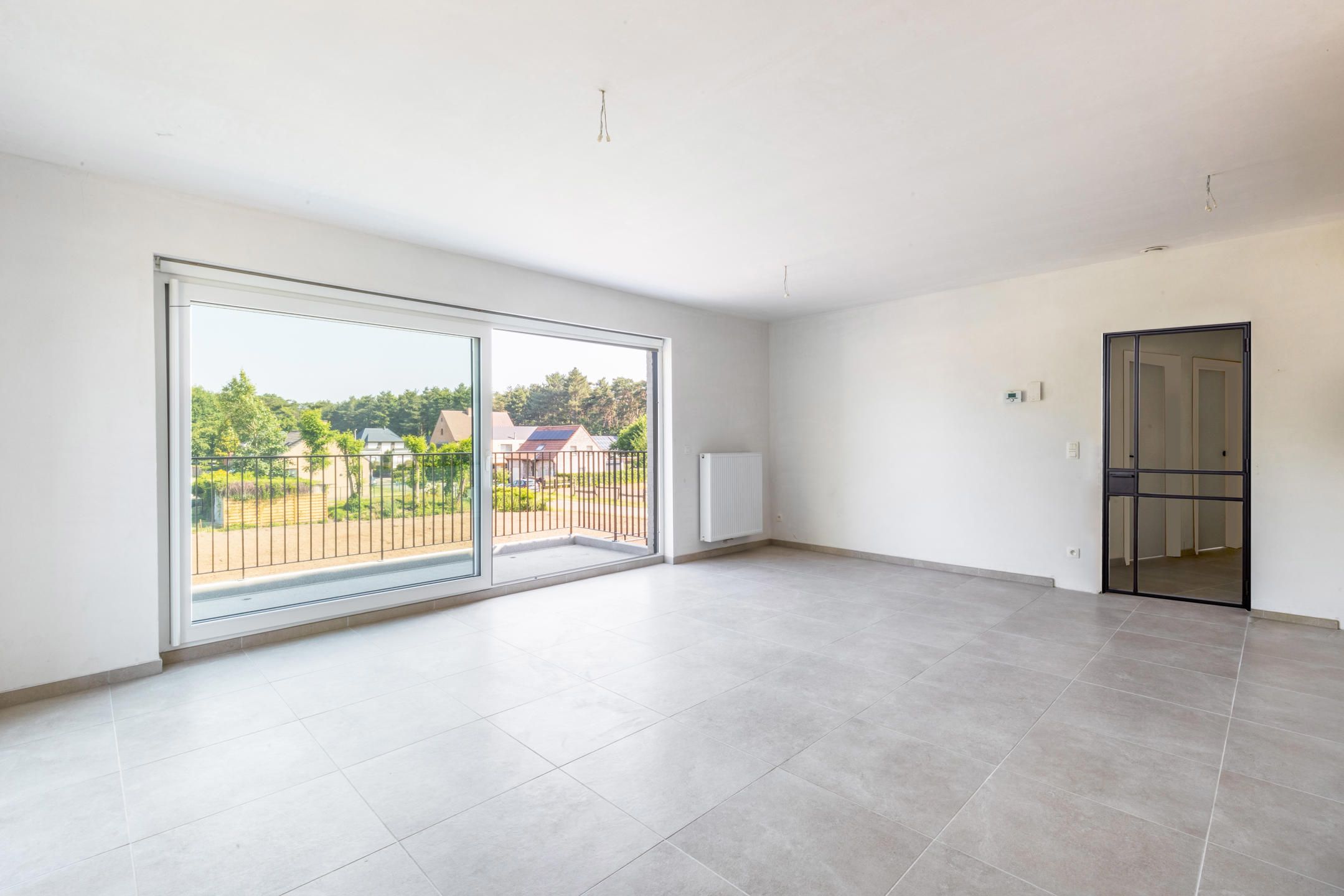 Appartement met 2 slaapkamers en terras in Grobbendonk. foto 2