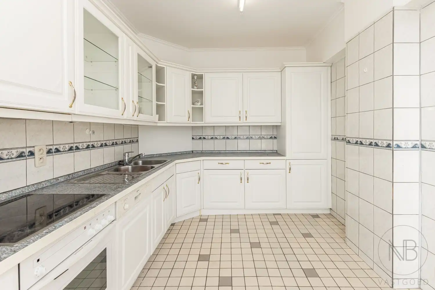 Drie slaapkamer appartement in het centrum van Genk foto 10